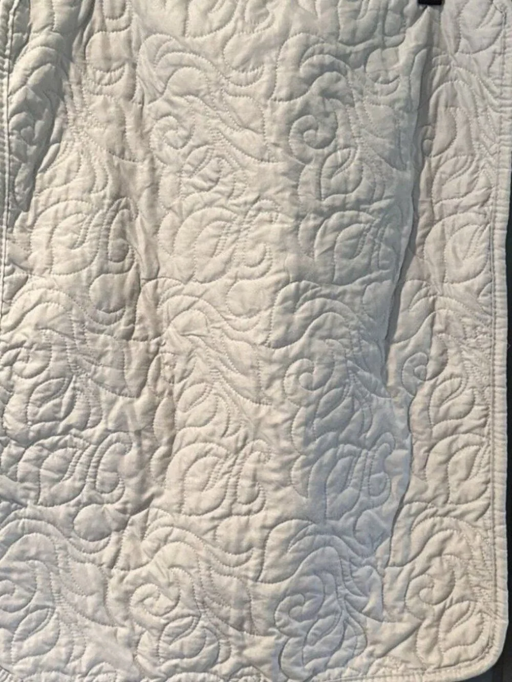 ienjoy home Grey Quilted Sham 20” X 26”
